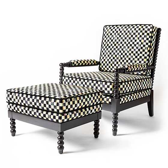 Spindle Check Outdoor Chair