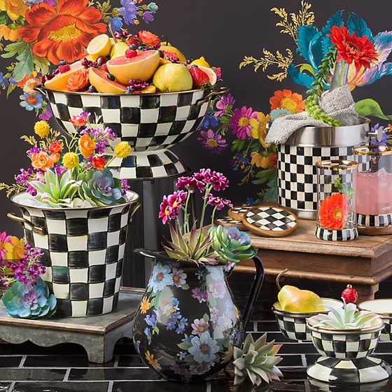 Flower Market Pitcher - Black